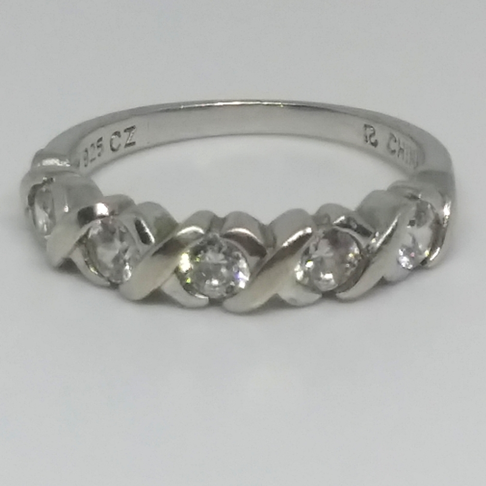925 Ross Simons Sterling CZ "XOXO" Ring sz 8